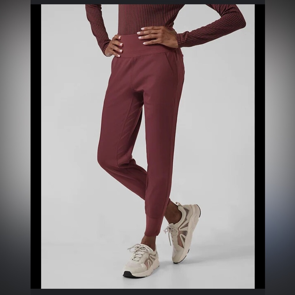 Athleta Venice Velvet Stripe Jogger - Deep Burgundy 1X new performance fabric